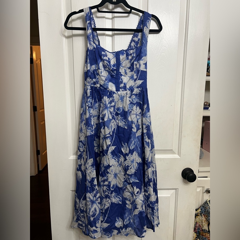 Olivaceous Blue and White Floral Midi Dress